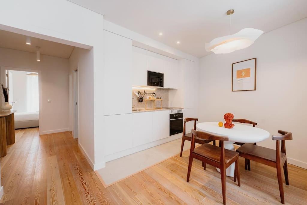 Lisbon Orange House - Beautiful Two-Bedroom Apartment 1D ภายนอก รูปภาพ